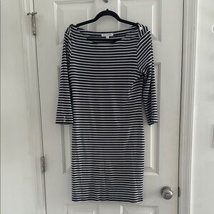 Banana Republic Black and White Sheath Dress Bateau Neck 3/4 Sleeve